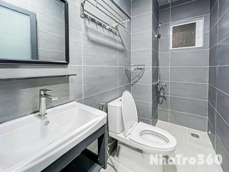 1PN 50M2 FULL NỘI THẤT, CỬA SỔ LỚN, GẦN LOTTE MART, TDTU, RMIT Q1,4,8