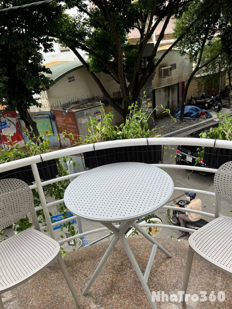 Cho thuê căn hộ Studio Ban công SIÊU ĐẸP Q1 gần ĐH Mở, ĐH UEH, cầu Thị Nghè, công viên Lê Văn Tám