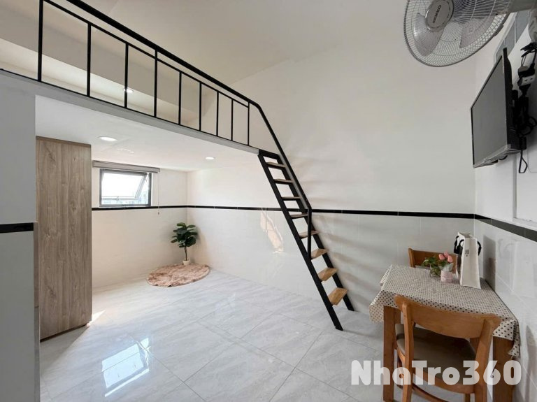 DUPLEX CỬA SỔ, ban công, Fnt, gần Lotte, Tdtu, thoáng, mát, q1,4,8 trong 5p