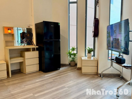 Cho thuê căn hộ Studio Ban công SIÊU ĐẸP Q1 gần ĐH Mở, ĐH UEH, cầu Thị Nghè, công viên Lê Văn Tám