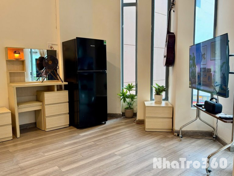 Cho thuê căn hộ Studio Ban công SIÊU ĐẸP Q1 gần ĐH Mở, ĐH UEH, cầu Thị Nghè, công viên Lê Văn Tám