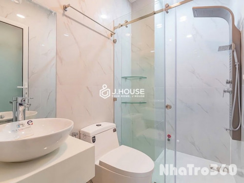 STUDIO BAN CÔNG FULL NT GẦN SÂN BAY TSN TÂN BÌNH