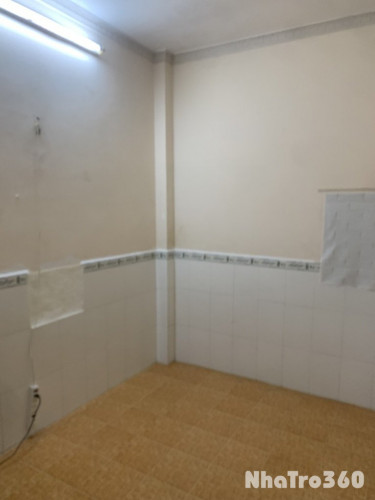 Nhà nc 3pn 1tret 2 lau 8tr q10