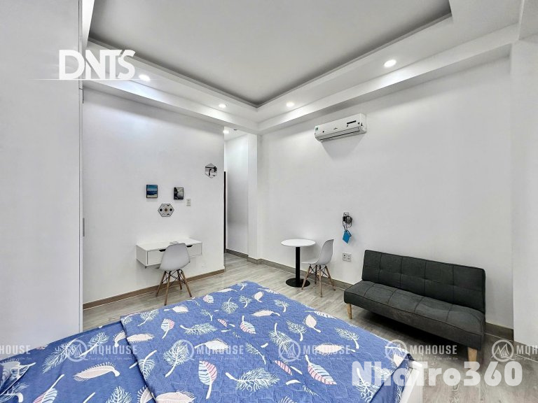 Cho thuê căn hộ Studio Tách bếp, Ban công Q1 gần ĐH Mở, ĐH UEH, cầu Thị Nghè, vòng xoay Điện Biên Phủ