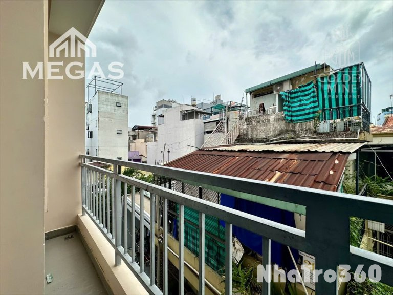 Cho thuê căn hộ ban công full nội thất quận 3