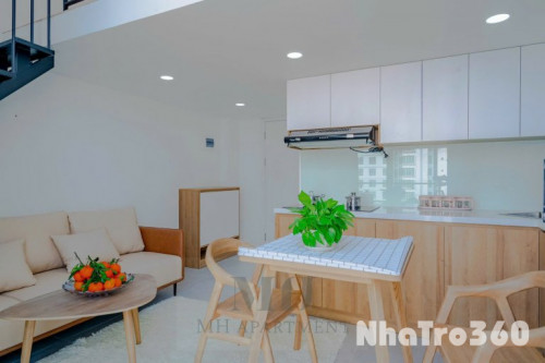 Trung tâm Quận 7 cho thuê Duplex, Stu ban công, cửa sổ, rộng rãi 45m2, nhà thang máy, bảo vệ, hầm xe đầy đủ