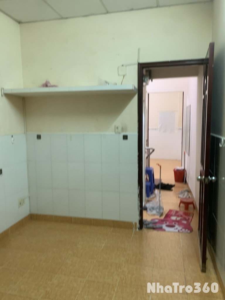 Nhà nc 3pn 1tret 2 lau 8tr q10