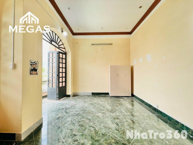 Full nội thất, bancol, cửa sổ, tự do, giá rẻ