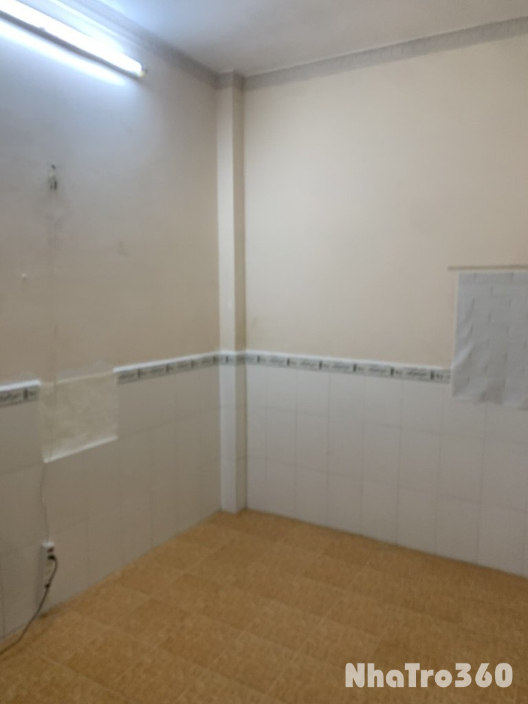 Nhà nc 3pn 1tret 2 lau 8tr q10