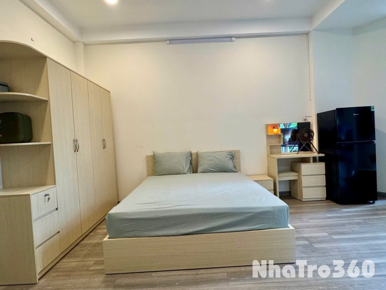 Cho thuê căn hộ Studio Ban công SIÊU ĐẸP Q1 gần ĐH Mở, ĐH UEH, cầu Thị Nghè, công viên Lê Văn Tám