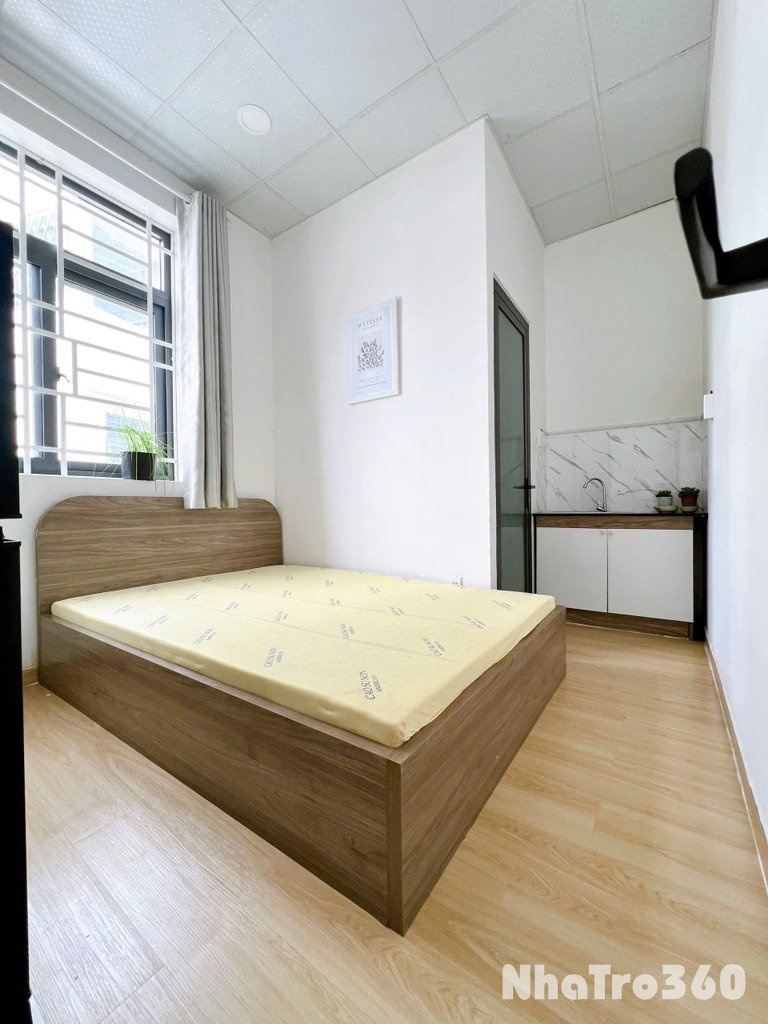 Cho thuê căn hộ cửa sổ Cách Mạng Tháng Tám Quận 10