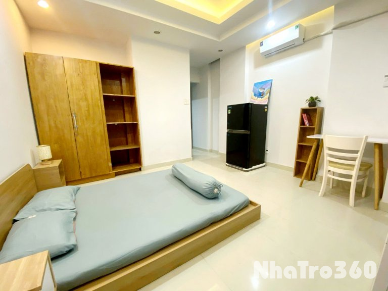 Cho thuê căn hộ studio có ban công/cửa sổ thoáng, full nội thất tại p. Tân Quy q.7 gần Lotte, RMIT, TDTU, SCVivo