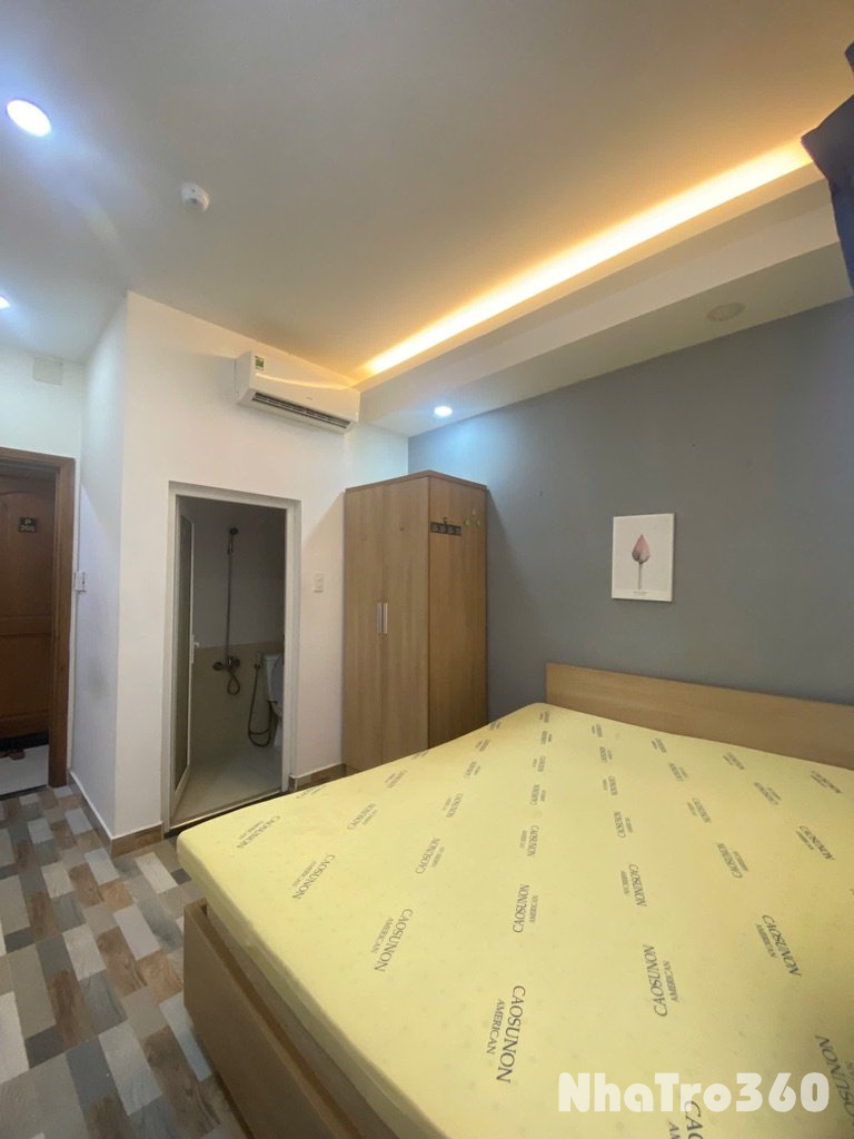 Căn hộ full nội thất cửa sổ Cống Quỳnh Quận 1