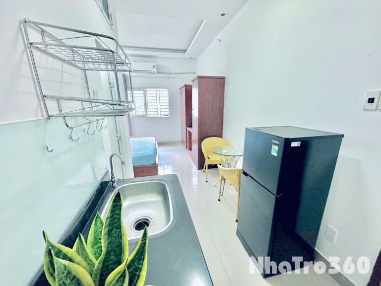 Cho thuê căn hộ Studio Cửa sổ trời Q10 gần ĐH UEH, ĐH Sư Phạm, ĐH Sài Gòn, ĐH KHTN, vòng xoay Lý Thái Tổ