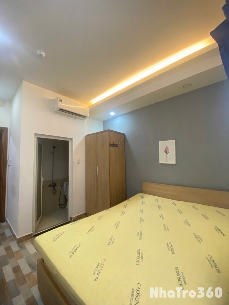 Căn hộ full nội thất cửa sổ Cống Quỳnh Quận 1