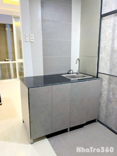 Cho thuê căn hộ studio có ban công/cửa sổ thoáng, full nội thất tại p. Tân Quy q.7 gần Lotte, RMIT, TDTU, SCVivo