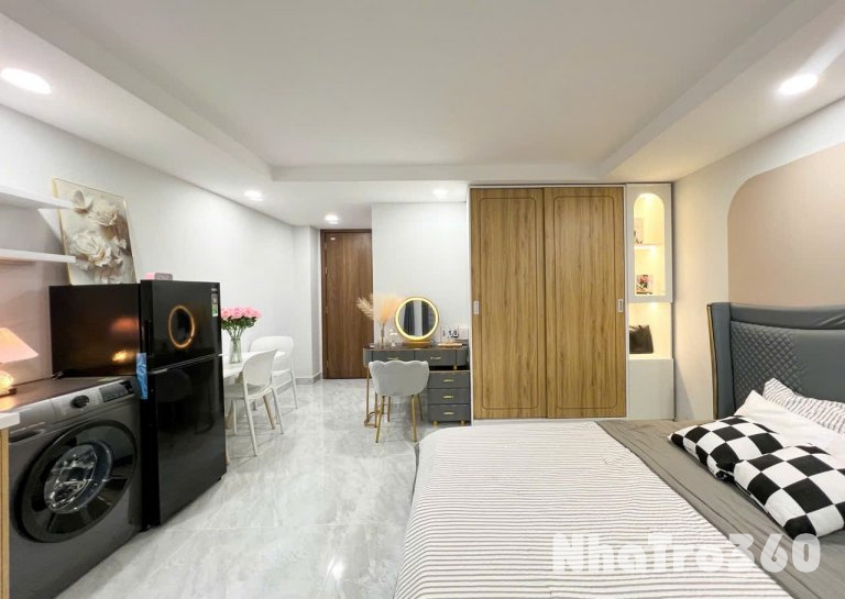 Cho thuê căn hộ studio có ban công/cửa sổ thoáng, full nội thất tại p. Tân Quy q.7 gần Lotte, RMIT, TDTU, SCVivo