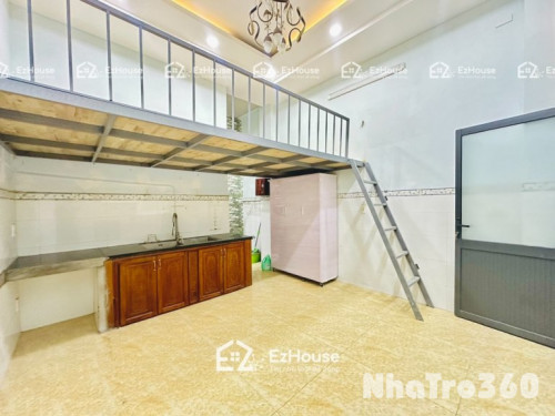 PHÒNG NGAY NGÃ TƯ BỐN XÃ