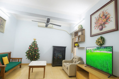 Bán căn 3 ngủ tòa Nguyễn Đình Hoàn, Nghĩa Đô, Cầu Giấy hơn 7 tỷ