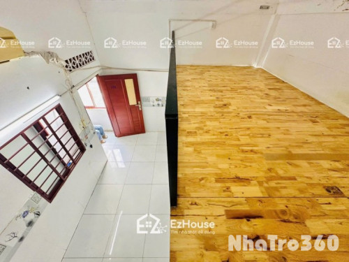 Nội thất cơ bản, tự do, gác cao, cửa sổ trời