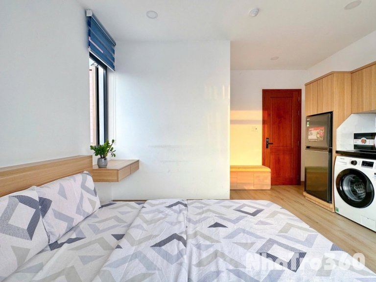 Cho thuê căn hộ Studio Q8 ban công, máy giặt riêng