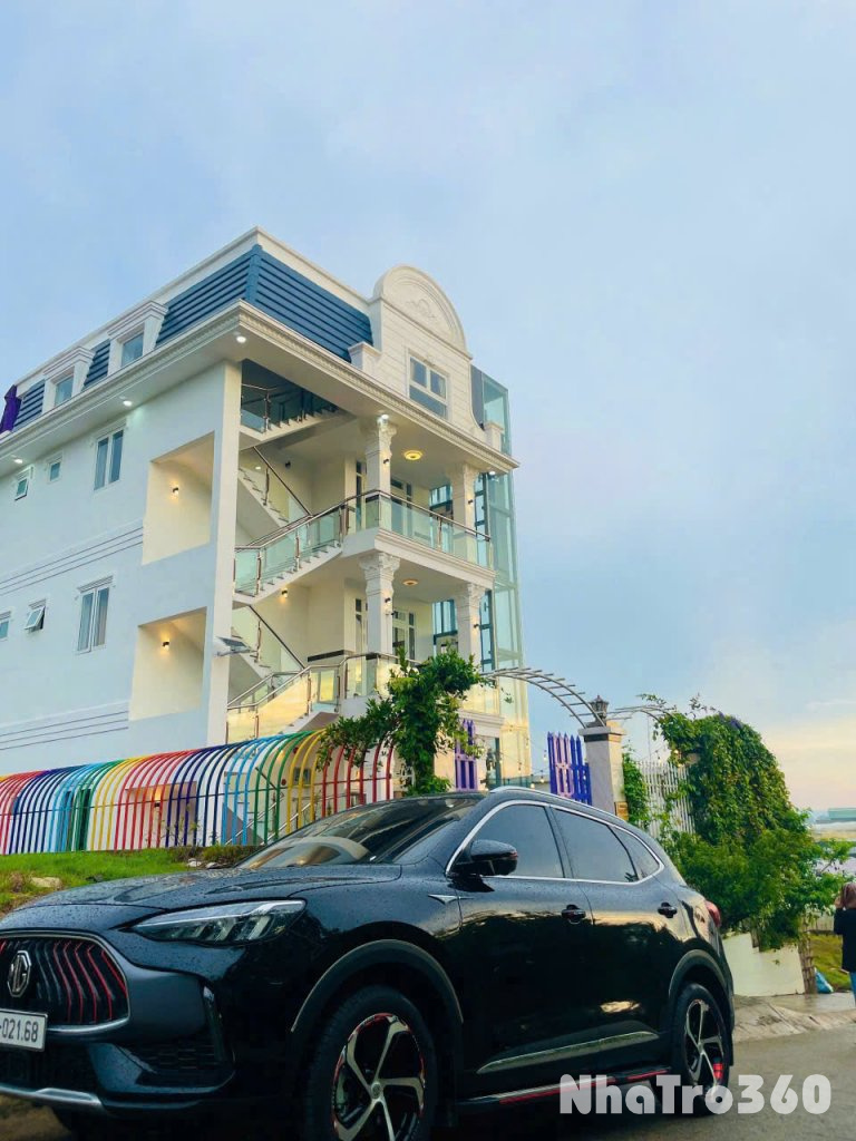 CHO THUÊ VILLA CAO CẤP ĐÀ LẠT, LÂM VIÊN - VIEW THÔNG, NHÀ LỒNG, THANG MÁY, XE 45 CHỖ - 30 TRIỆU/THÁNG