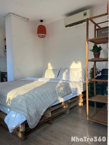 Căn hộ mới - sạch sẽ - giá hợp lý ngay quận 1, bancol siêu chill, gần đại học UEH, quận 3