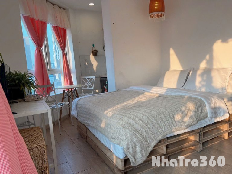 Căn hộ mới - sạch sẽ - giá hợp lý ngay quận 1, bancol siêu chill, gần đại học UEH, quận 3