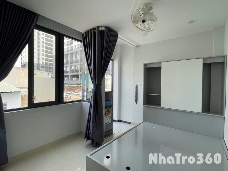 Studio balcon full nội thất đường Lâm Văn Bền Q7