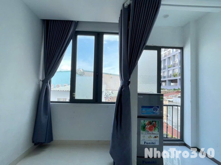 Studio balcon full nội thất đường Lâm Văn Bền Q7