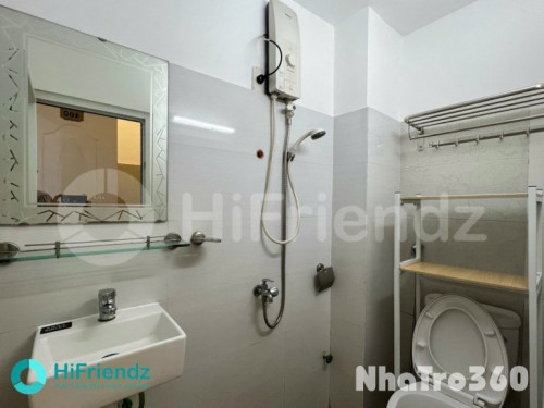 Studio full nội thất cửa sổ trời gần lotte quận 7