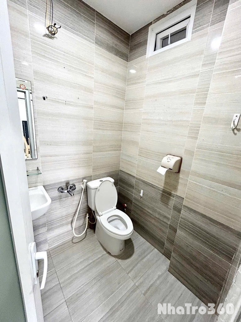 2PN BANCOL FULL NT GẦN CHỢ HHT QUẬN TÂN BÌNH