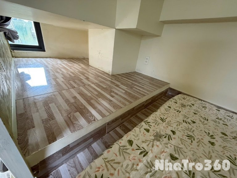 Phòng gác full nội thất cửa sổ trời Dạ Nam Q8