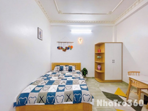 Full nội thất, cửa sổ trời, tự do, giá rẻ