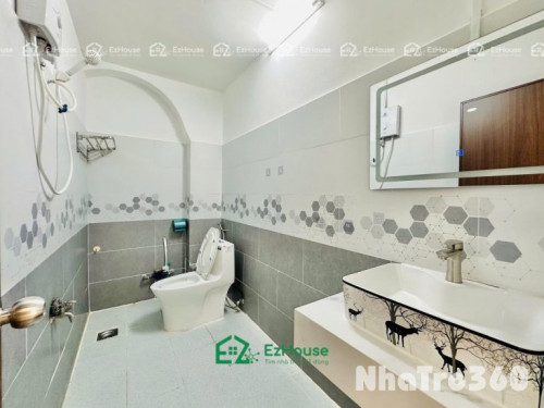 Full nội thất, ban công, tách bếp, tự do