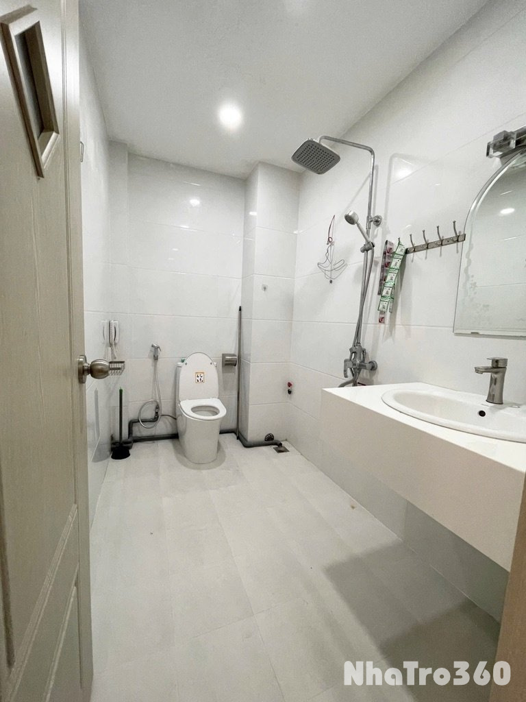 Cho Thuê Căn Hộ Cửa Sổ Thoáng  Nội Thất Cơ Bản Q1