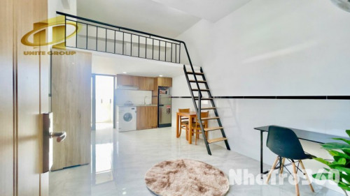 ĐANG TRỐNG CĂN HỘ DUPLEX BAN CÔNG FULL NỘI THẤT MỚI KENG NGAY LOTTE TRUNG TÂM Q7