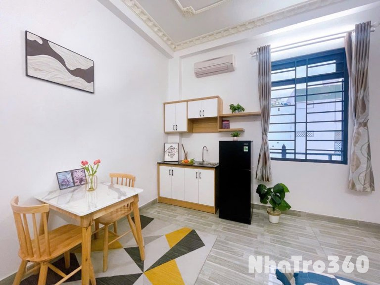 Full nội thất, cửa sổ trời, tự do, giá rẻ