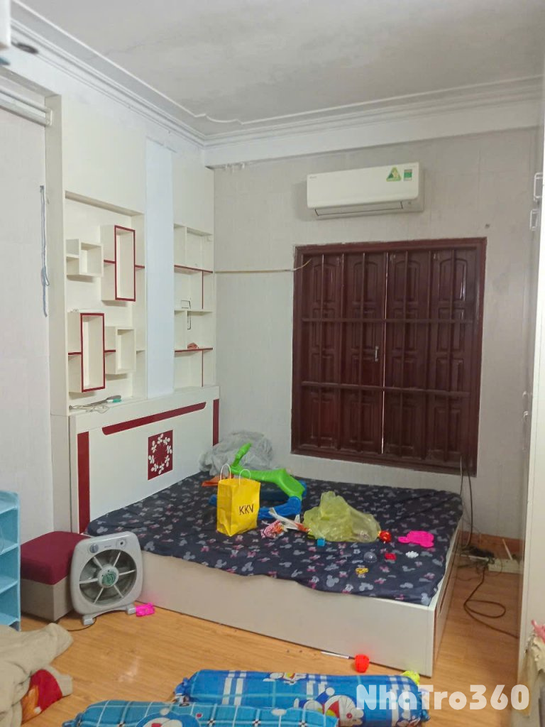 Cho thuê nhà Giải Phóng 4 tầng x 23m2, 2PN, 7 Triệu/tháng ở tối đa 5 người