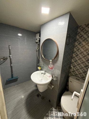 Phòng gác full nội thất cửa sổ trời Dạ Nam Q8