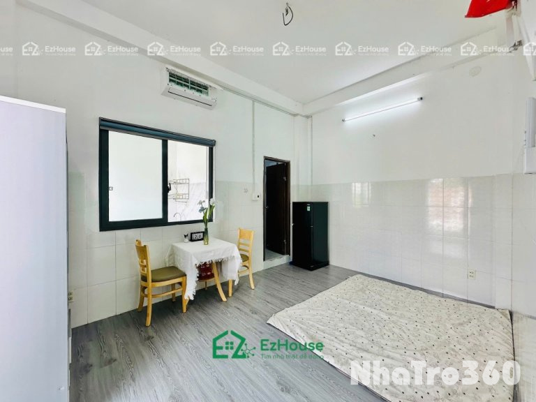 Full nội thất, ban công, tách bếp, tự do