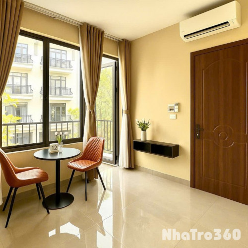 STUDIO MỚI 100% FULL NỘI THẤT BAN CÔNG, CỬA SỔ THOÁNG MÁT, GẦN LOTTE MART, CRESCENT MALL, TDTU, RMIT