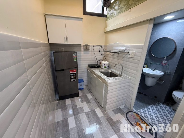 Phòng gác full nội thất cửa sổ trời Dạ Nam Q8