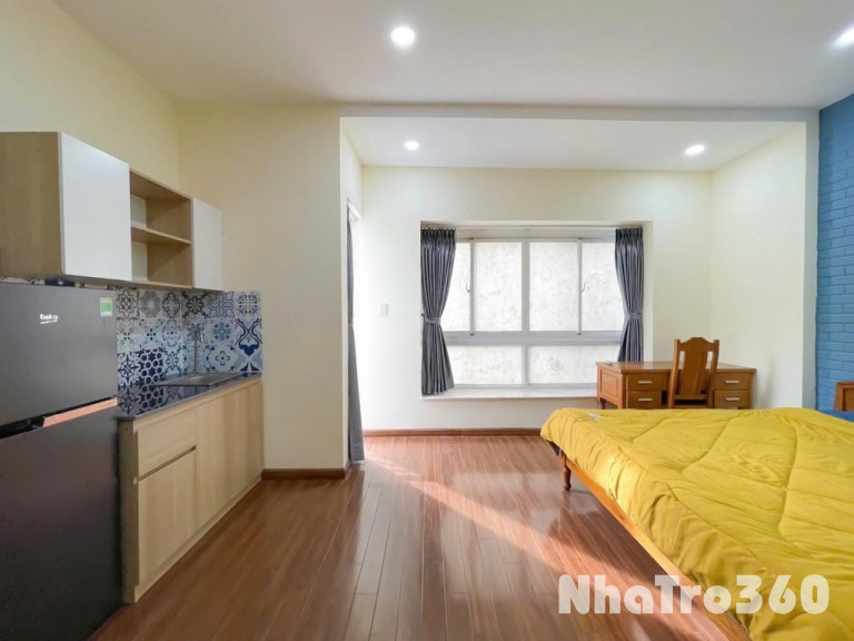 Cho thuê căn hộ studio bancong gần Lotte Q7