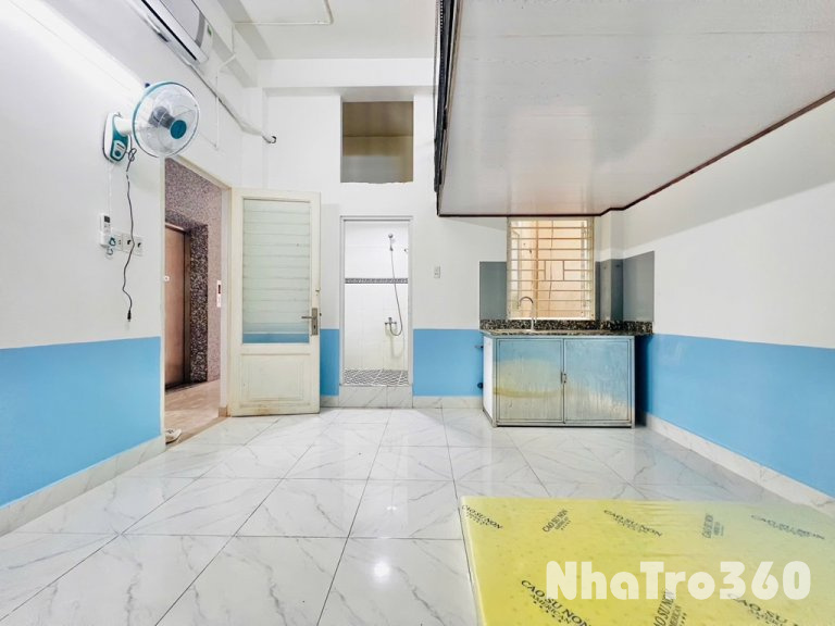 DUPLEX XINH KẾ BÊN VHU-HUIT 5P ĐI XE