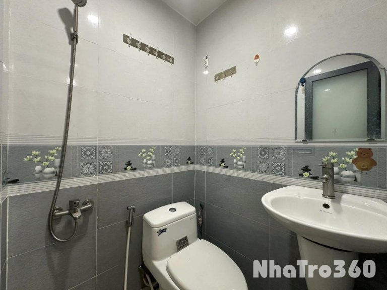 Nội thất cơ bản, cửa sổ trời, tự do, giá rẻ