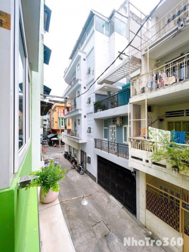 Cho thuê căn hộ Studio máy giặt riêng ban công Q10