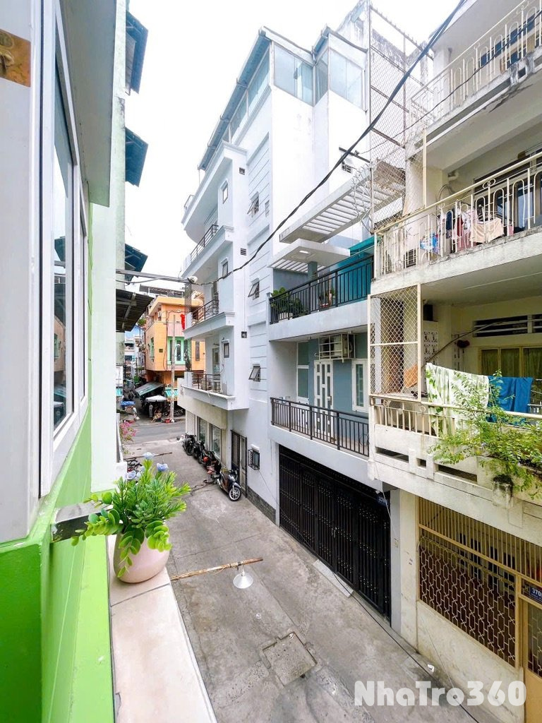 Cho thuê căn hộ Studio máy giặt riêng ban công Q10