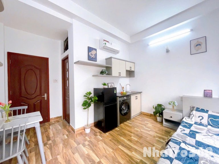 Cho thuê căn hộ Studio máy giặt riêng ban công Q10
