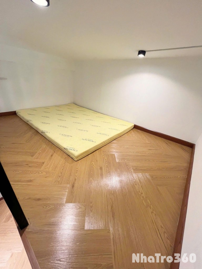 Cho thuê căn hộ duplex (gác), Q10, đường Tân Phước, gần ĐH Kinh Tế, ĐH Y Dược, ĐH Bách Khoa